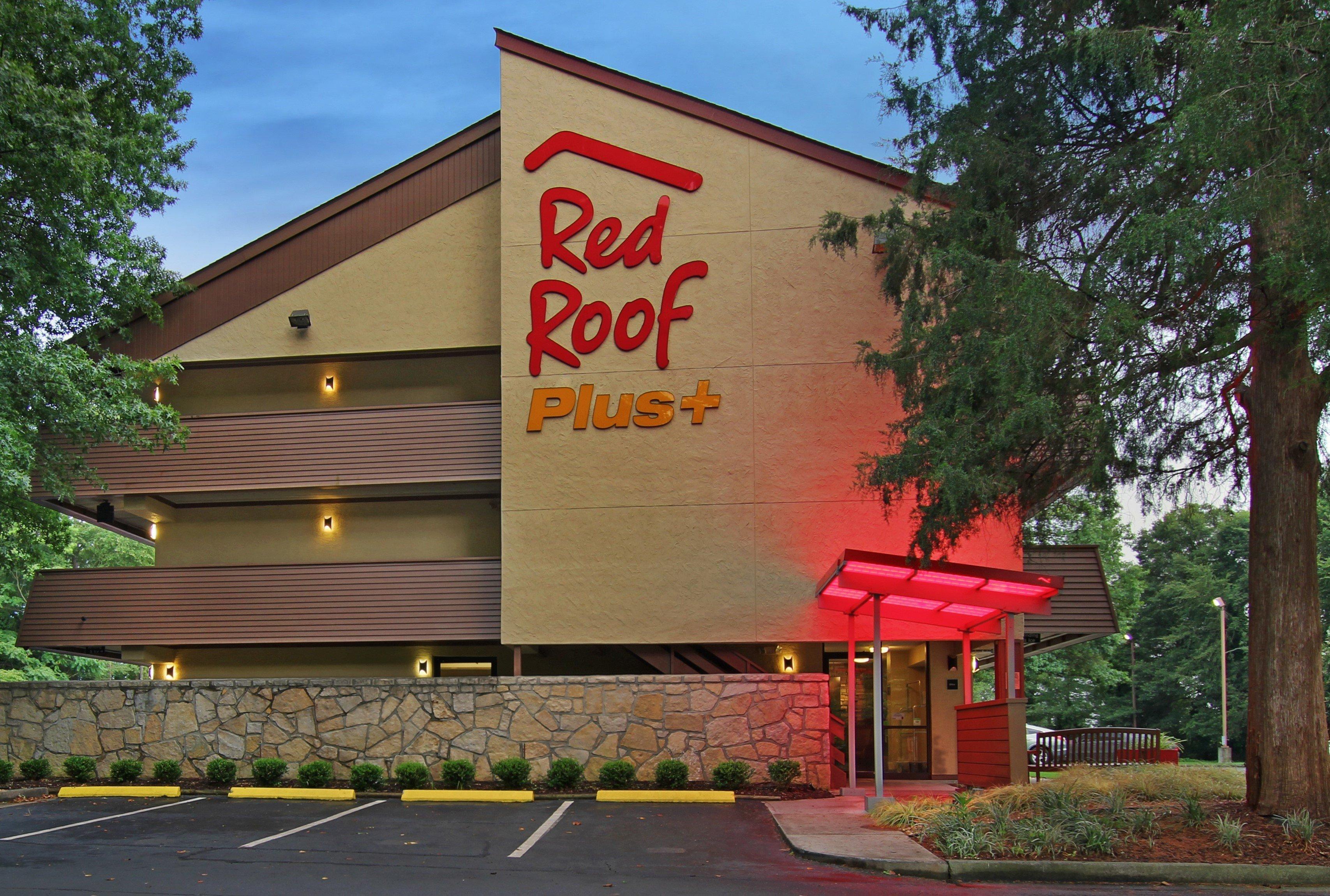 Red Roof Inn Plus+ Atlanta - Buckhead Druid Hills Екстер'єр фото